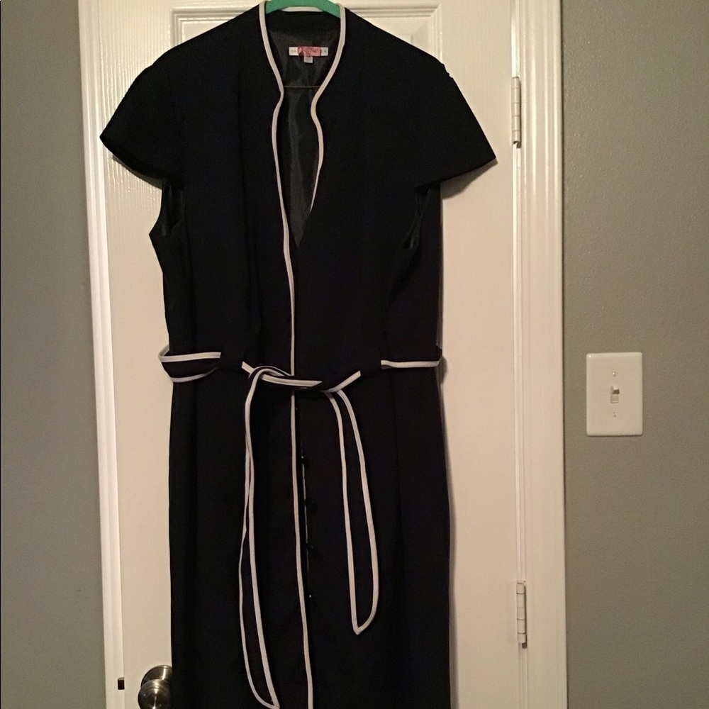Navy Blue White Trimmed